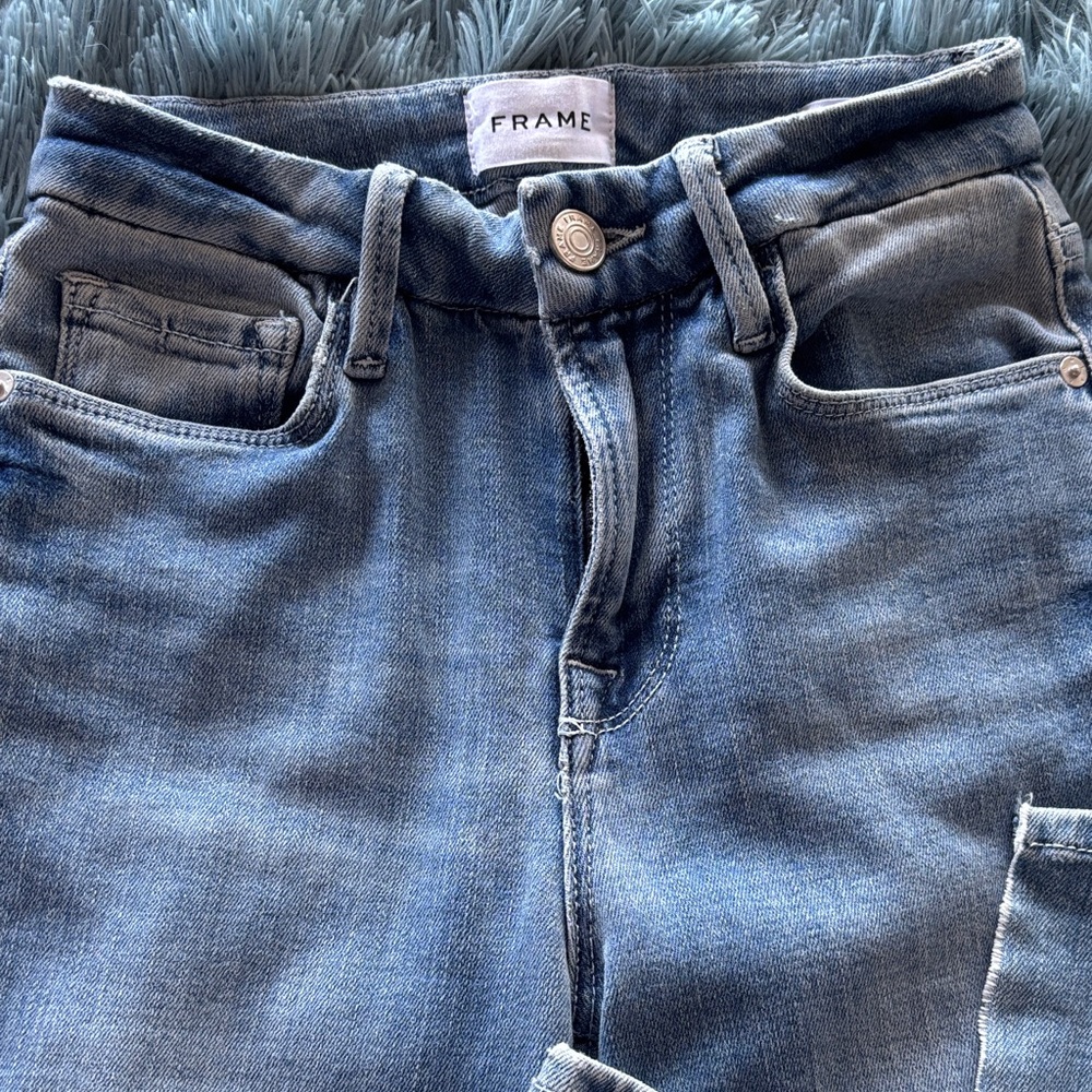 Frame Denim Women's High Rise Light Blue Jeans 31” inseam